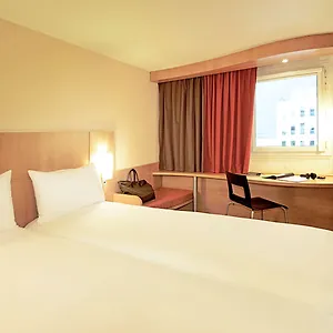 ibis-hotel-dusseldorf-hauptbahnhof.dortmundhotels.net/